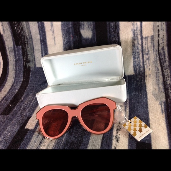 Karen walker nwt one astronaut main image 2